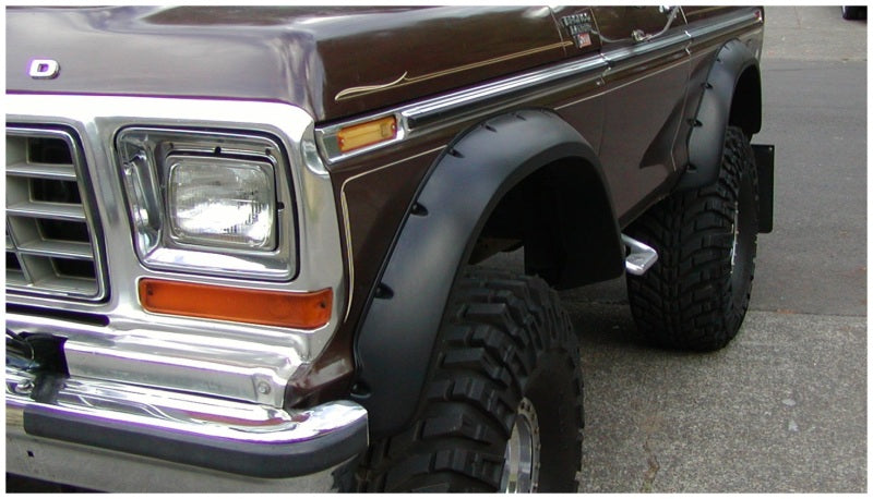 Bushwacker 78-79 Ford Bronco Cutout Style Flares 2pc - Black