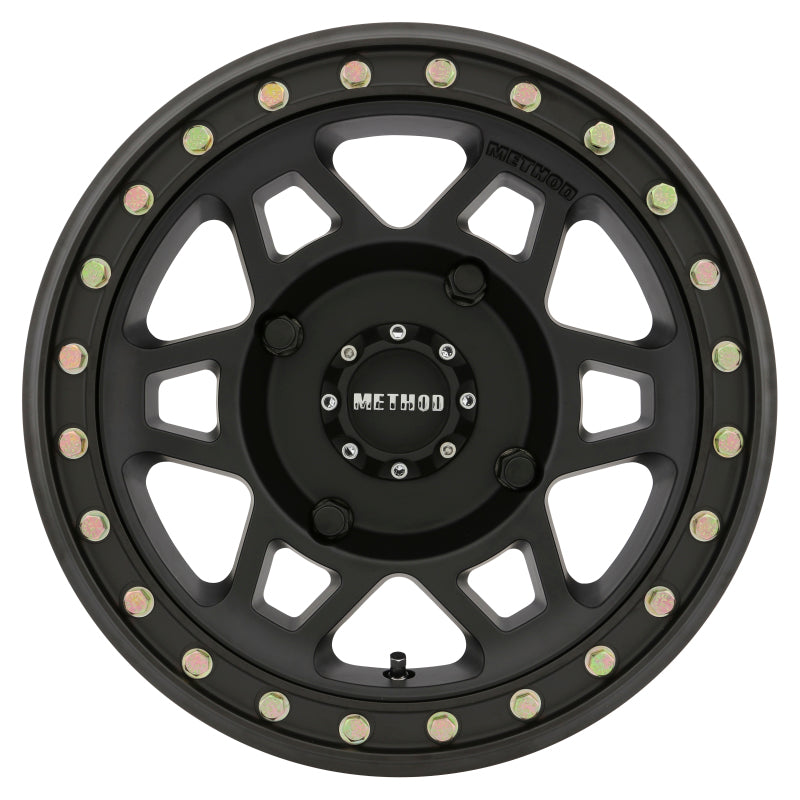 Method MR405 UTV Beadlock 15x7 / 4+3/13mm Offset / 4x136 / 106mm CB Matte Black Wheel